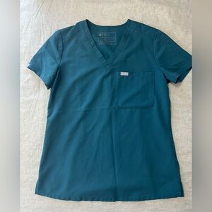 FIGS Catarina One-Pocket Scrub Top, Caribbean Blue 
Size XS, Good Condition